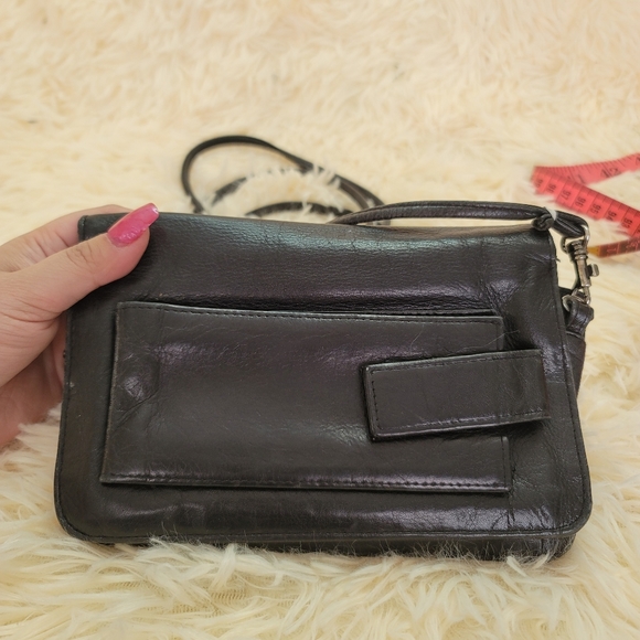 Perlina Crossbody Wallet - Picture 9 of 10